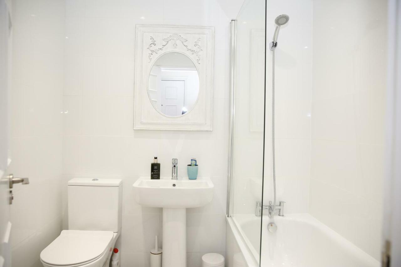 לונדון Beautiful One Bedroom Apartment Walking Distance To Paddington And Hyde Park מראה חיצוני תמונה